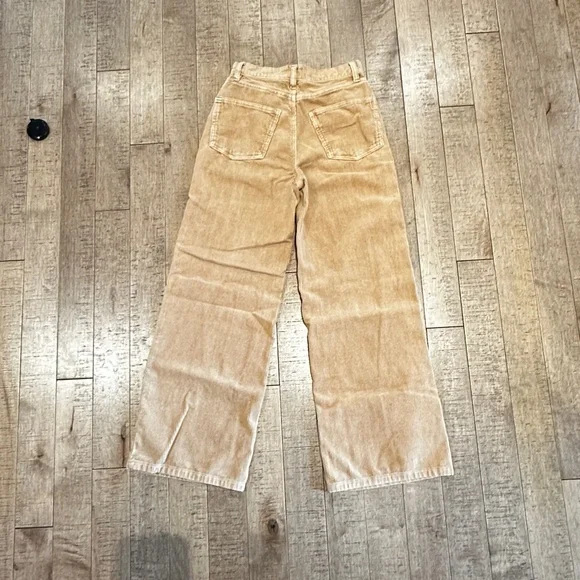 BDG Urban Outfitters High & Wide Corduroy Pant in tan size 26 - Picture 3 of 7